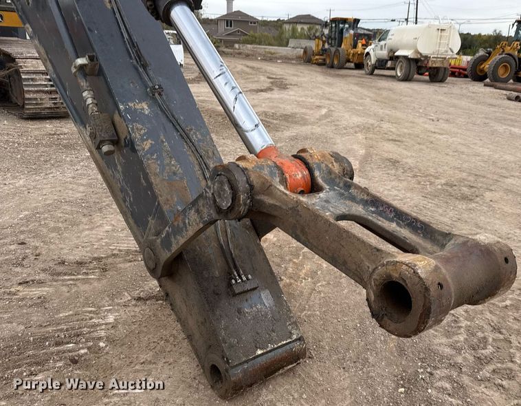 image for item EJ3347 2019 John Deere 350G LC excavator