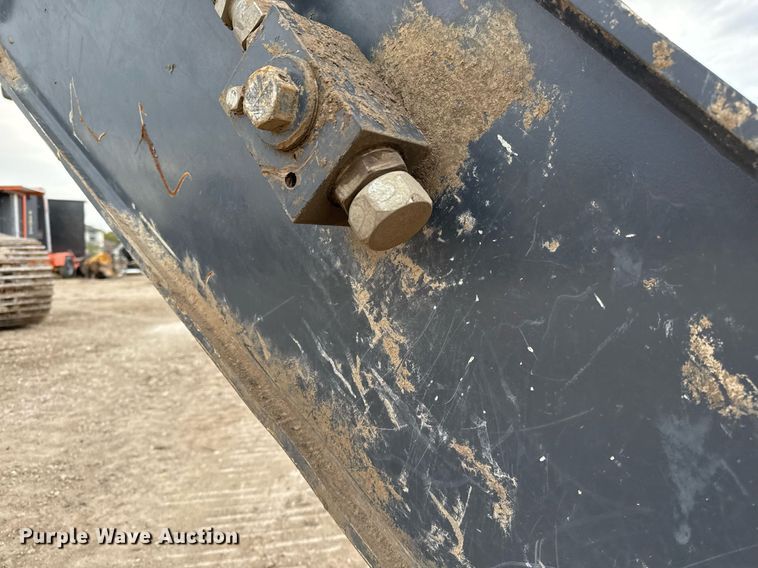 image for item EJ3347 2019 John Deere 350G LC excavator