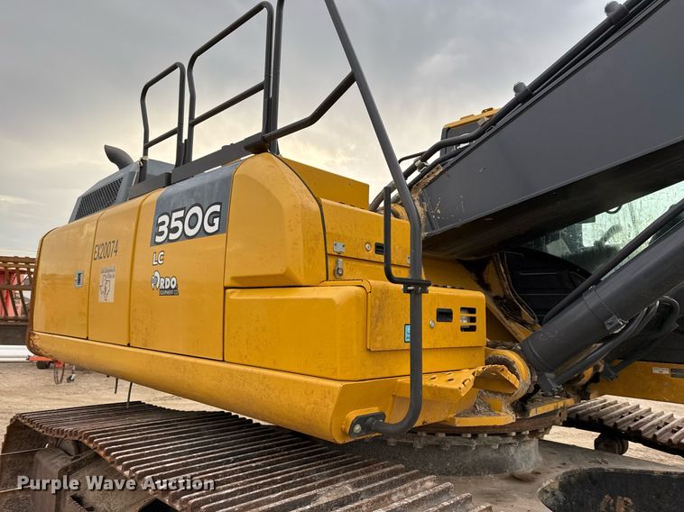 image for item EJ3347 2019 John Deere 350G LC excavator