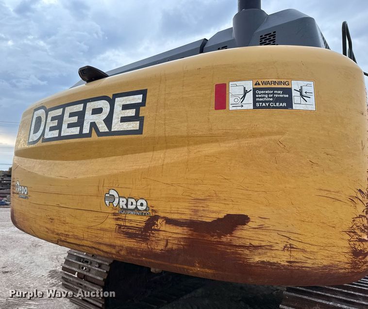 image for item EJ3347 2019 John Deere 350G LC excavator