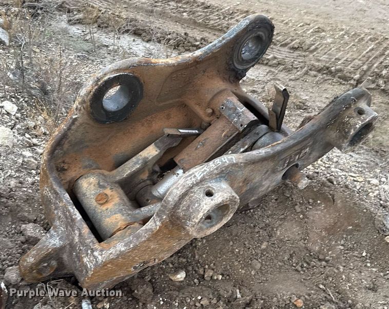 image for item EJ3347 2019 John Deere 350G LC excavator