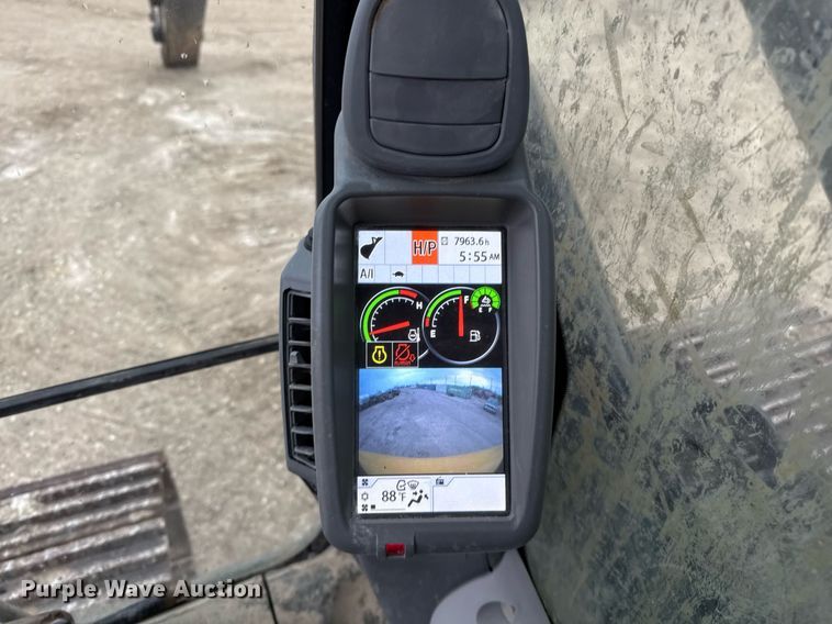 image for item EJ3347 2019 John Deere 350G LC excavator