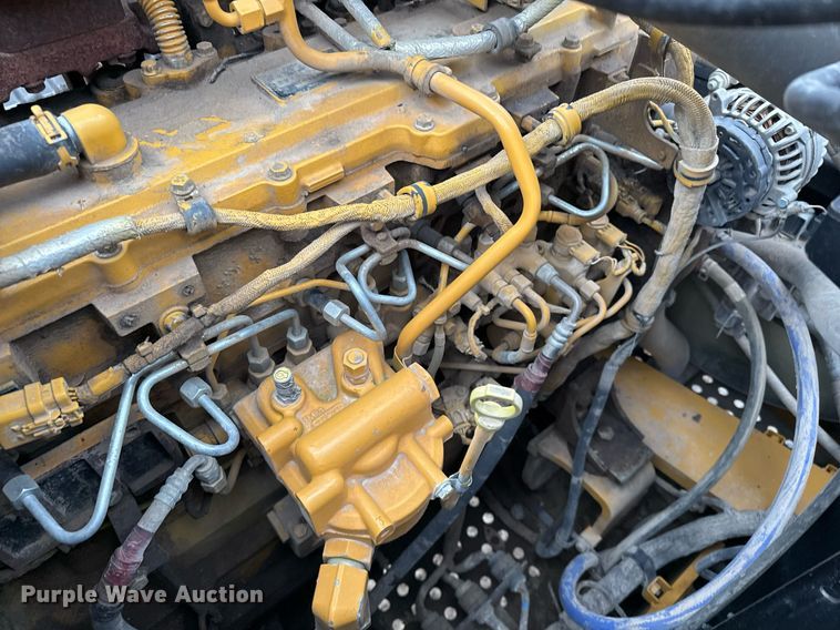 image for item EJ3347 2019 John Deere 350G LC excavator