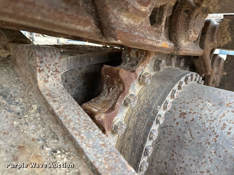 image for item EJ3347 2019 John Deere 350G LC excavator