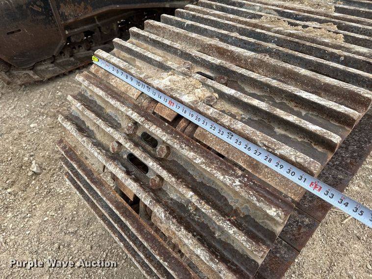 image for item EJ3347 2019 John Deere 350G LC excavator