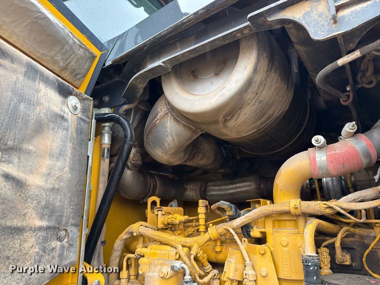 image for item EJ3348 2017 John Deere 544K-II loader