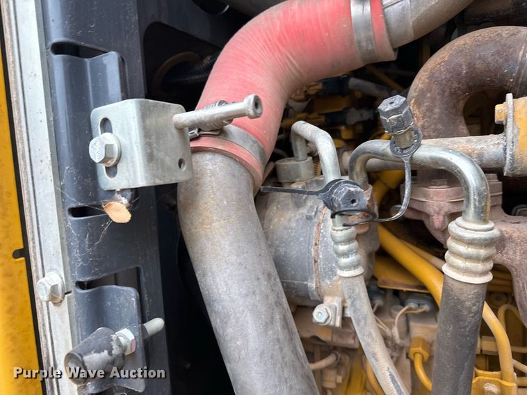 image for item EJ3348 2017 John Deere 544K-II loader