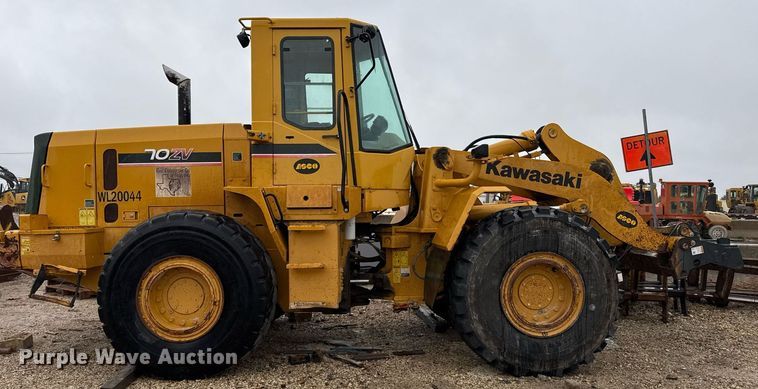 image for item EJ3349 Kawasaki 70ZV-2 wheel loader