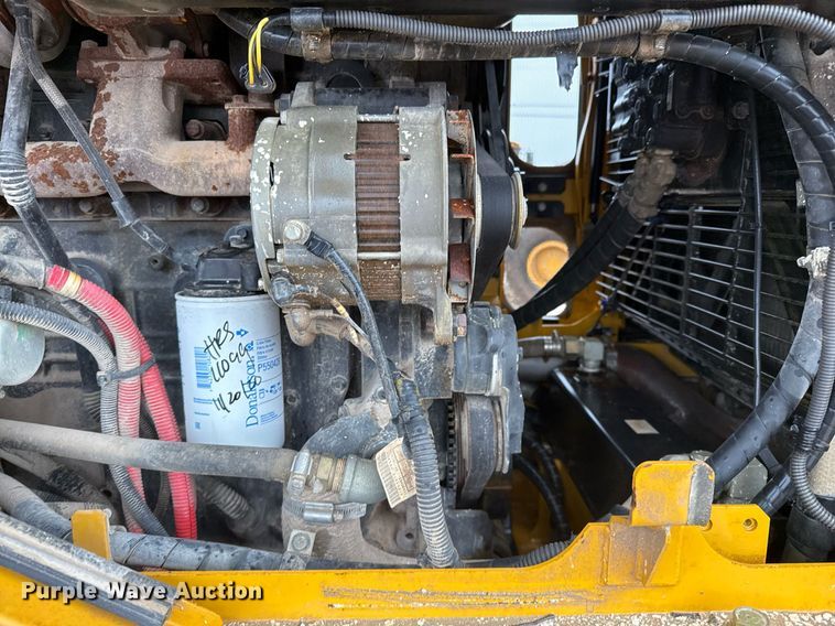 image for item EJ3349 Kawasaki 70ZV-2 wheel loader