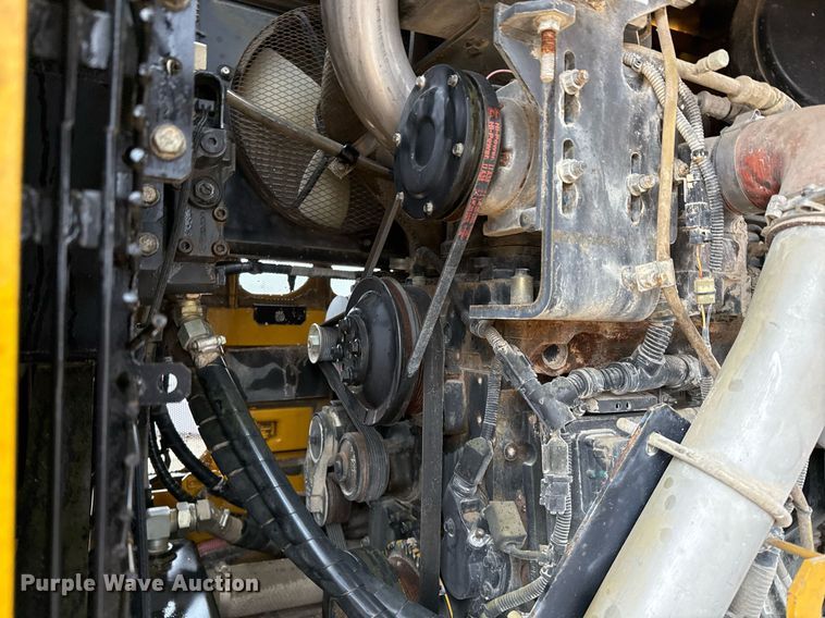 image for item EJ3349 Kawasaki 70ZV-2 wheel loader