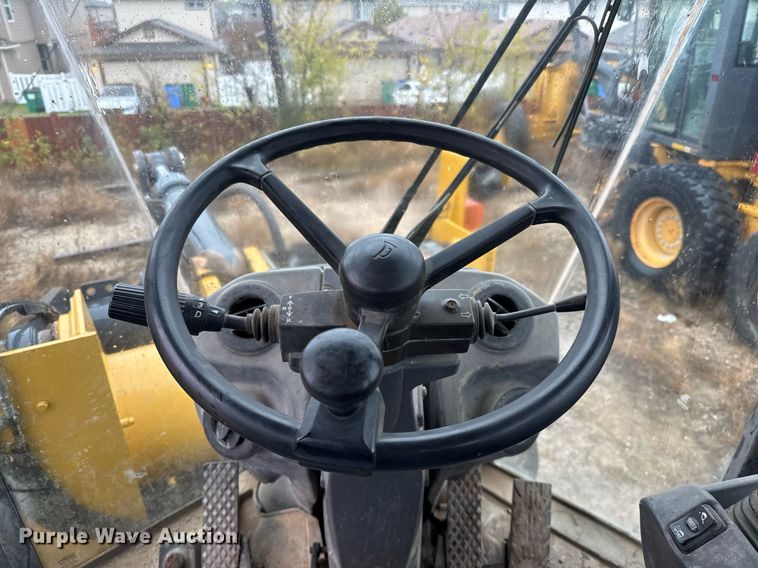 image for item EJ3350 2018 John Deere 544K-II loader