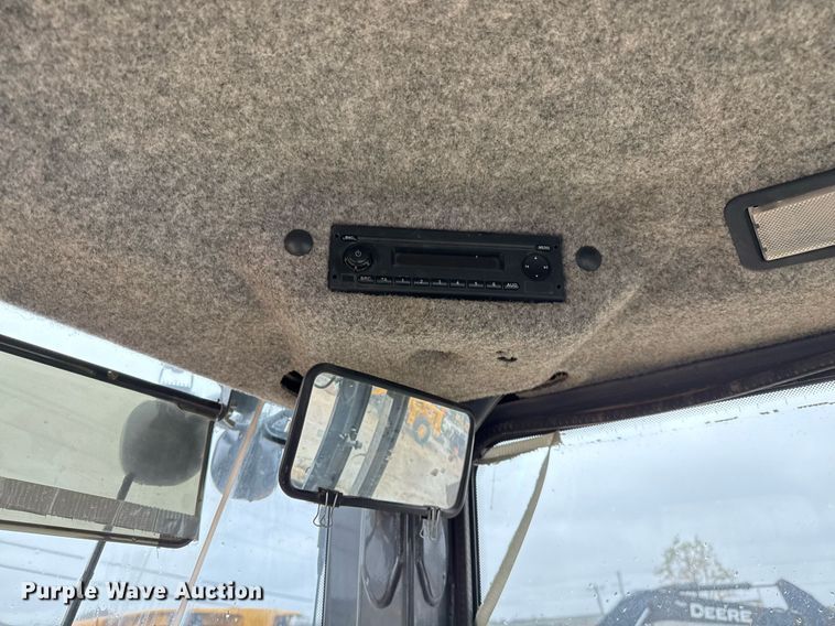 image for item EJ3350 2018 John Deere 544K-II loader