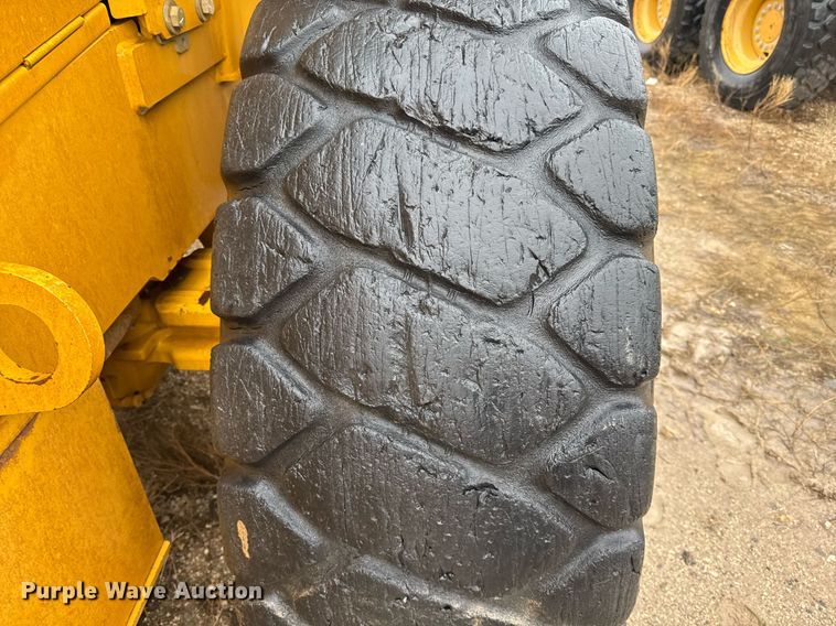 image for item EJ3350 2018 John Deere 544K-II loader