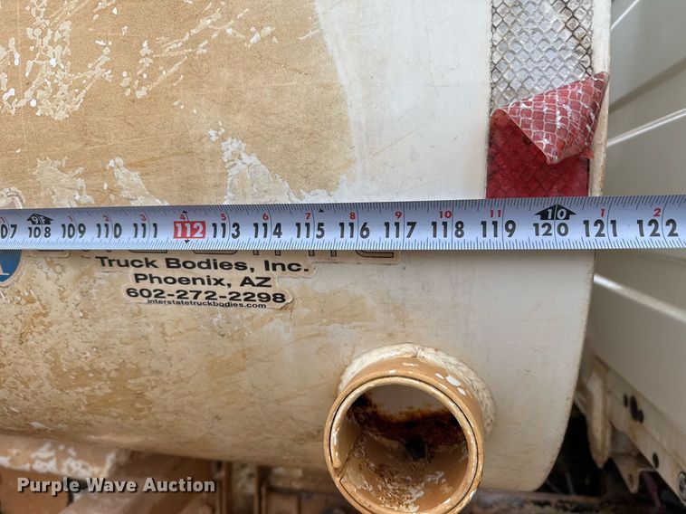 image for item EJ3352 2000 Freightliner FL70 water truck