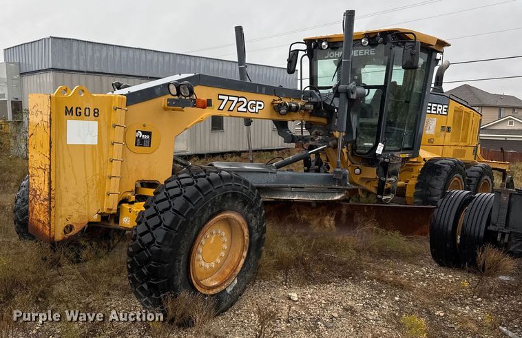 image for item EJ3354 2011 John Deere 772G motor grader