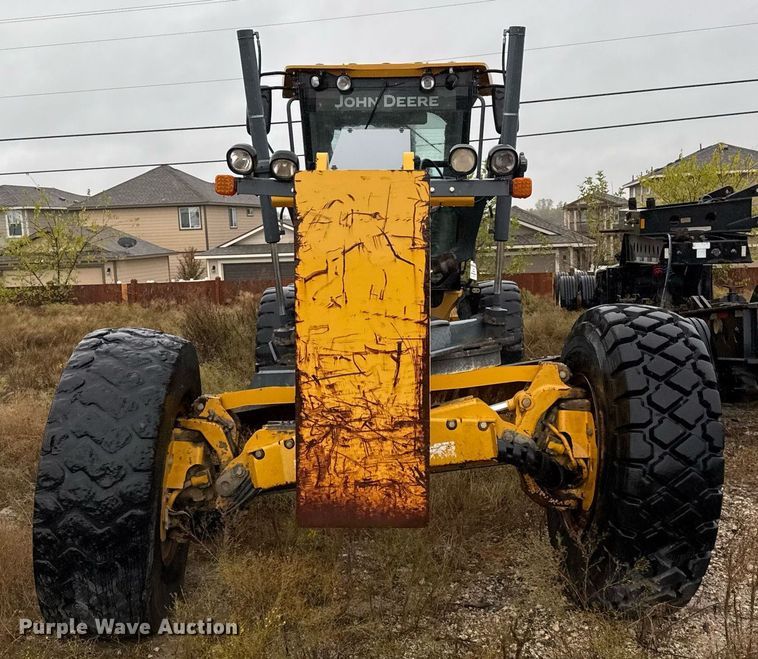image for item EJ3354 2011 John Deere 772G motor grader