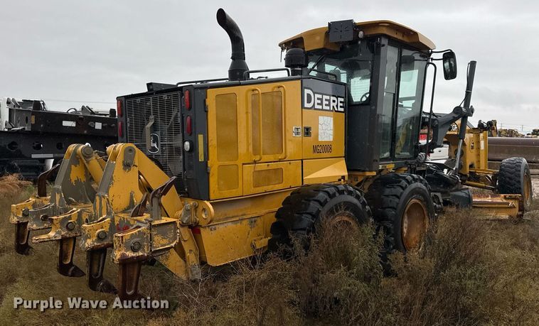 image for item EJ3354 2011 John Deere 772G motor grader