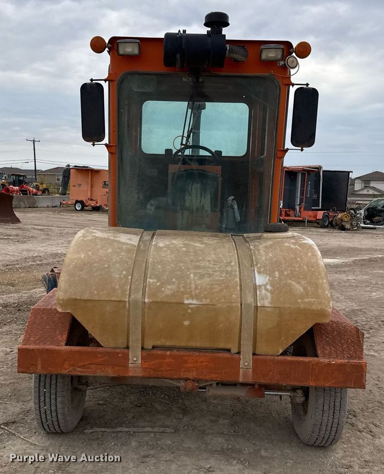 image for item EJ3355 2013 Broce CRT350 broom