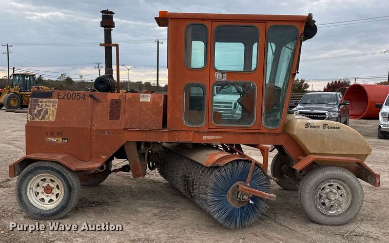 image for item EJ3355 2013 Broce CRT350 broom