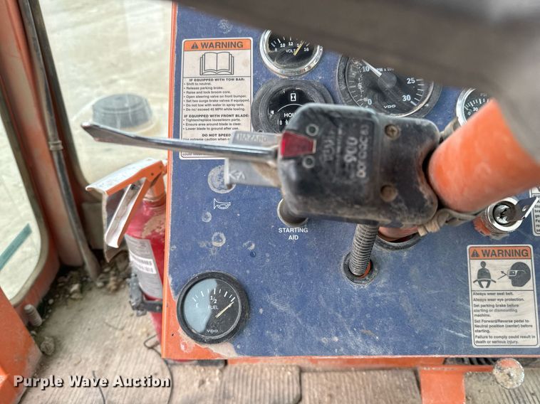 image for item EJ3355 2013 Broce CRT350 broom