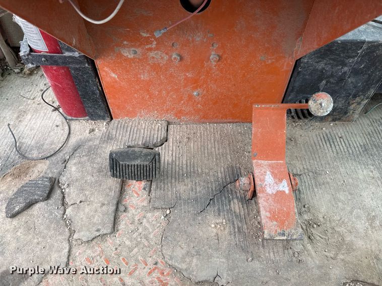 image for item EJ3355 2013 Broce CRT350 broom