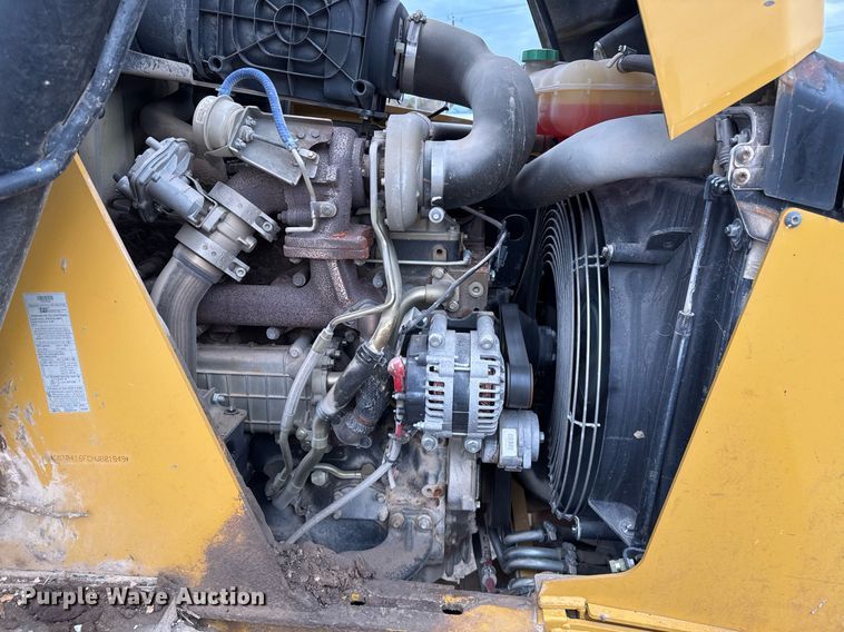 image for item EJ3356 2019 Caterpillar 416F2 backhoe