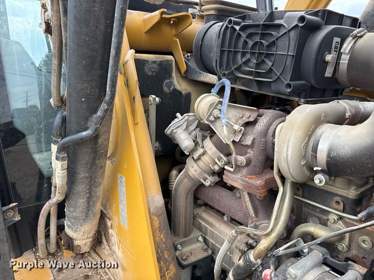 image for item EJ3356 2019 Caterpillar 416F2 backhoe