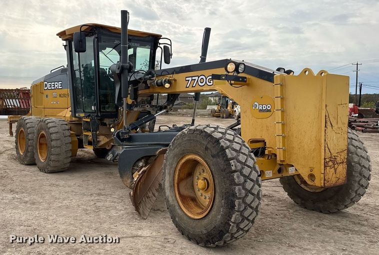 image for item EJ3357 2014 John Deere 770G motor grader