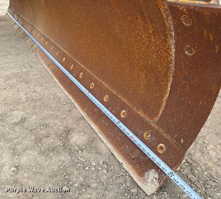 image for item EJ3357 2014 John Deere 770G motor grader