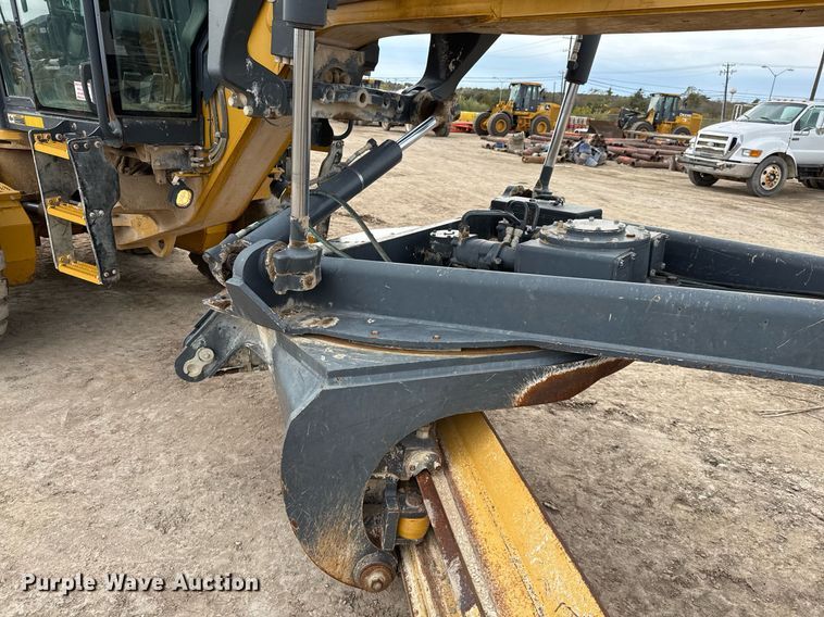 image for item EJ3357 2014 John Deere 770G motor grader