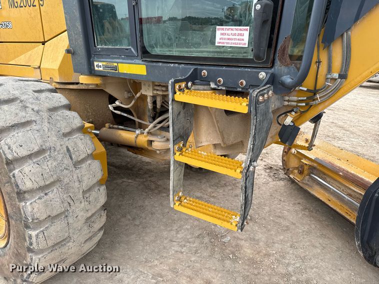 image for item EJ3357 2014 John Deere 770G motor grader