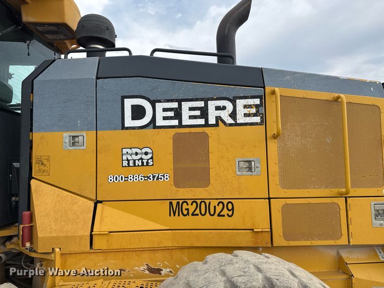 image for item EJ3357 2014 John Deere 770G motor grader