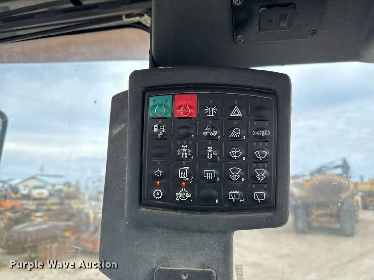 image for item EJ3357 2014 John Deere 770G motor grader