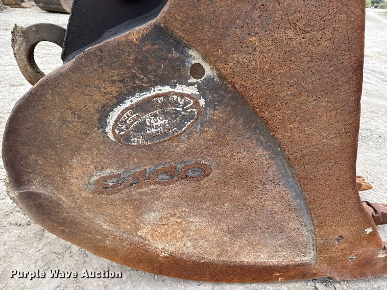 image for item EJ3358 2018 John Deere 210G LC excavator