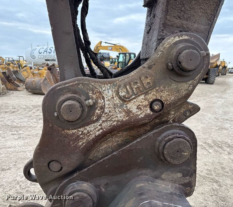 image for item EJ3358 2018 John Deere 210G LC excavator
