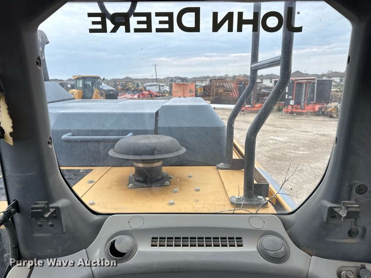 image for item EJ3358 2018 John Deere 210G LC excavator