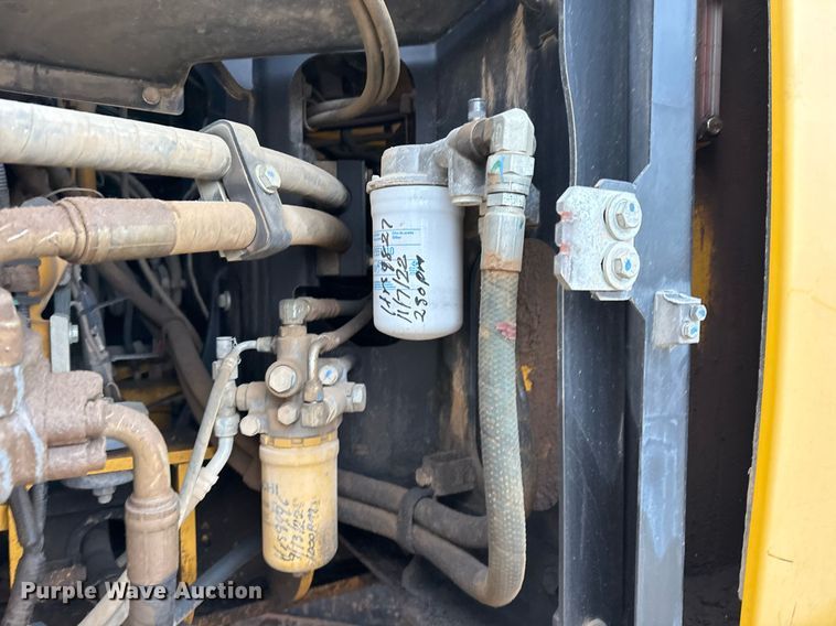 image for item EJ3358 2018 John Deere 210G LC excavator