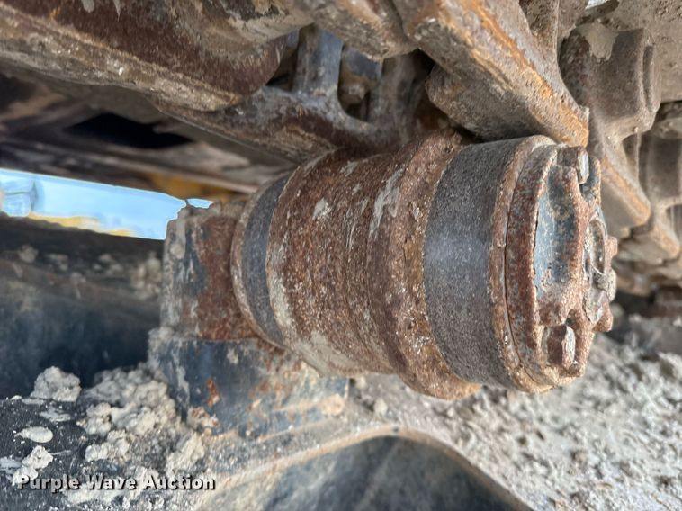 image for item EJ3358 2018 John Deere 210G LC excavator