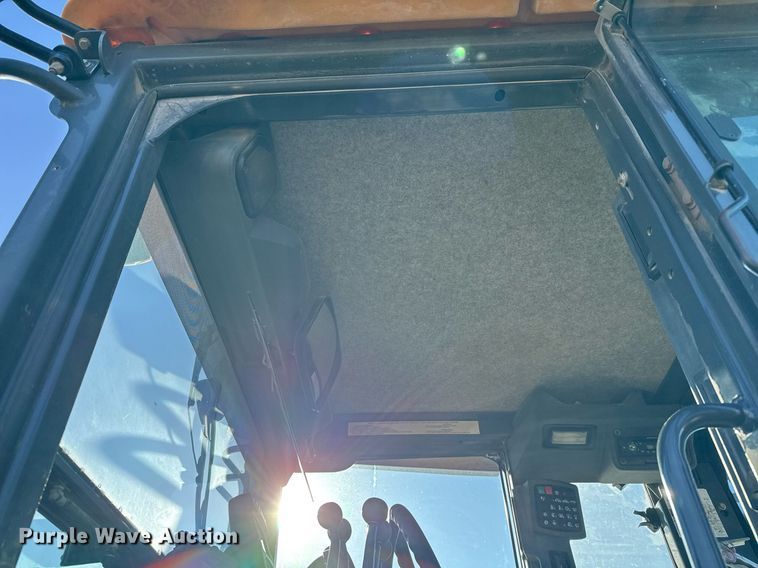 image for item EJ3359 2011 John Deere 672G motor grader