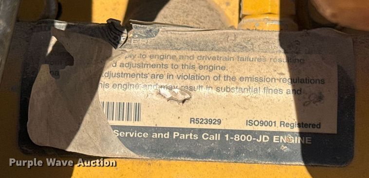image for item EJ3359 2011 John Deere 672G motor grader