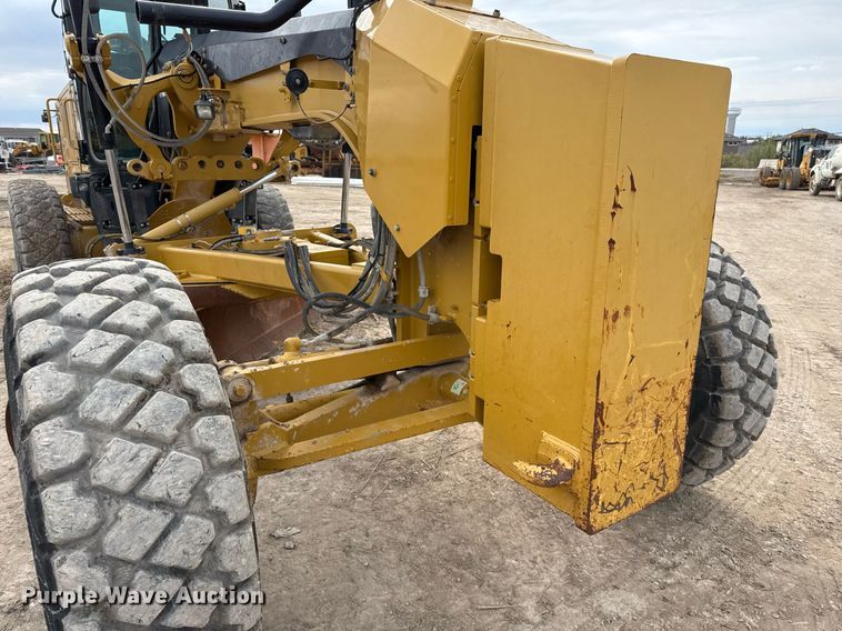 image for item EJ3360 2016 Caterpillar 140M3 motor grader