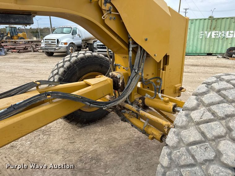 image for item EJ3360 2016 Caterpillar 140M3 motor grader