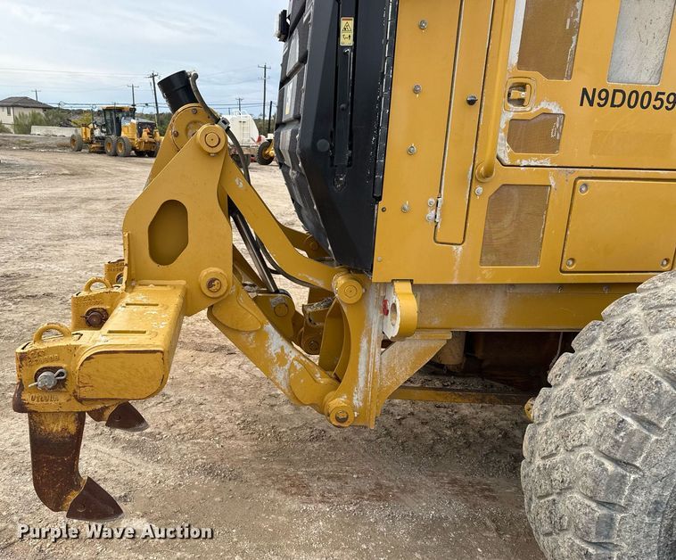 image for item EJ3360 2016 Caterpillar 140M3 motor grader