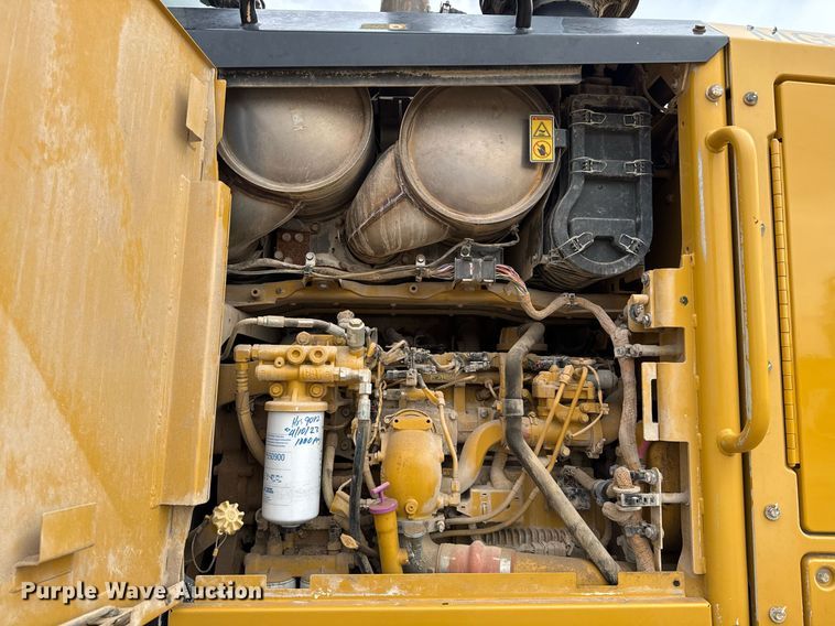 image for item EJ3360 2016 Caterpillar 140M3 motor grader