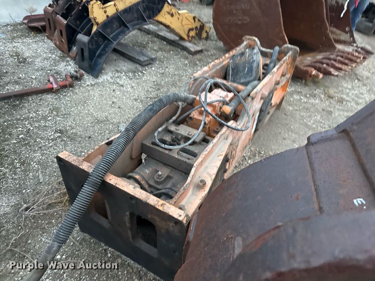 image for item EJ3362 NPK GH-18 breaker