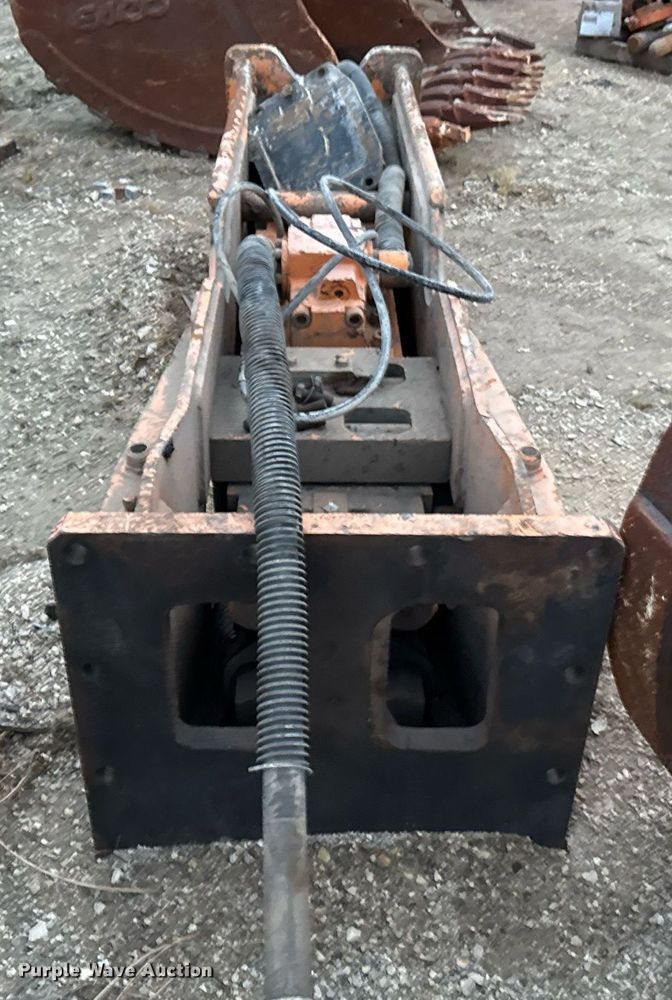 image for item EJ3362 NPK GH-18 breaker