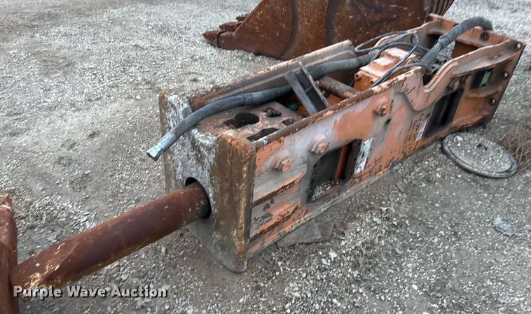 image for item EJ3362 NPK GH-18 breaker