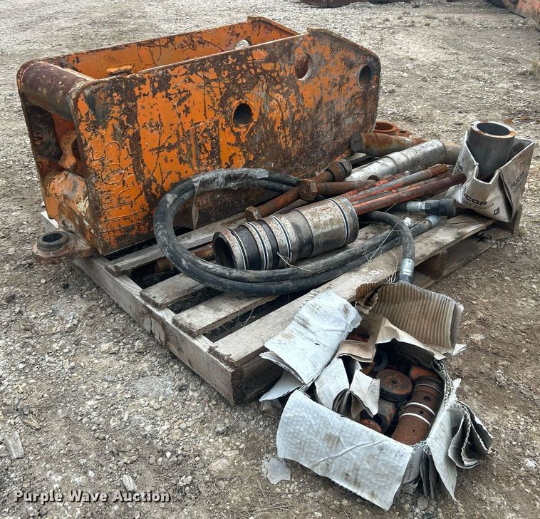 image for item EJ3363 NPK H-4XL breaker