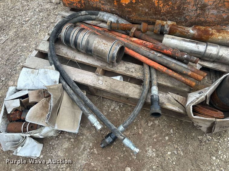 image for item EJ3363 NPK H-4XL breaker