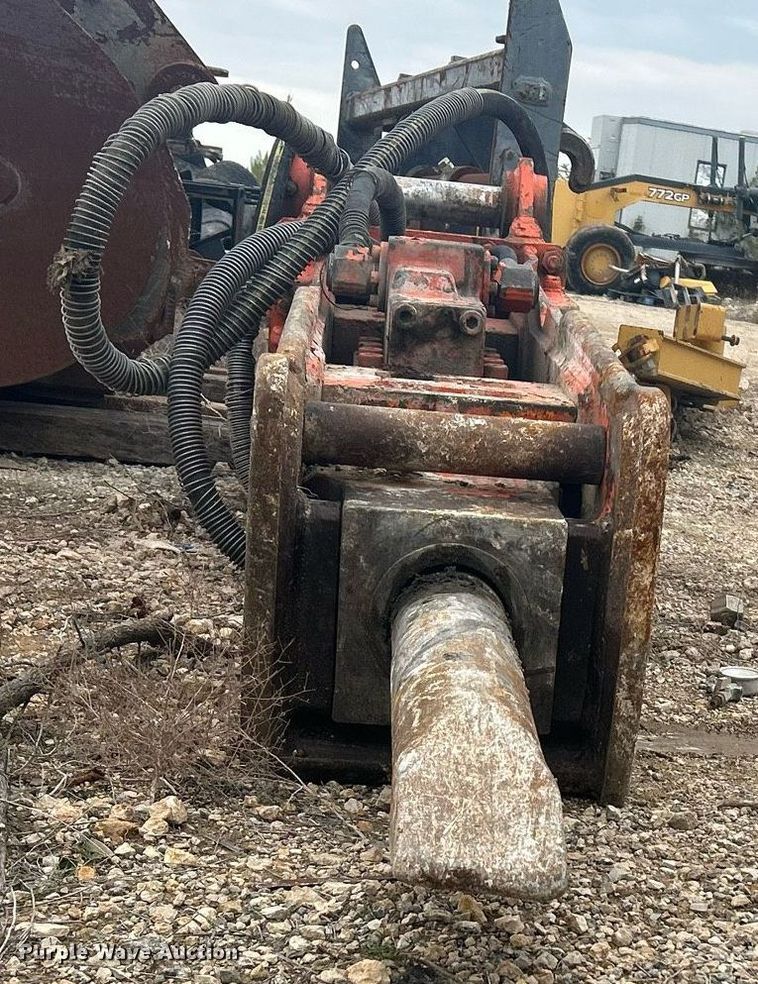 image for item EJ3364 NPK E210A breaker